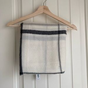 🚫SOLD!!!🚫 Plaid Scarf